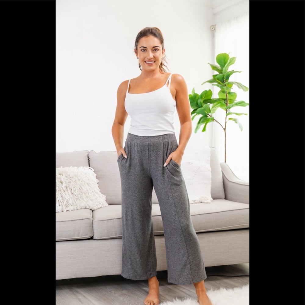 Jenny Boston Like A Cloud Wide-Leg Pant NWOT